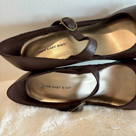 Lower East Side Women's Buckle Strap Classic Mary Jane 2" Heel Size 9 Brown - Picture 2 of 7
